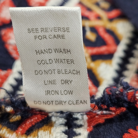 Altard State Embroidered Sleeveless Top - Picture 8 of 10